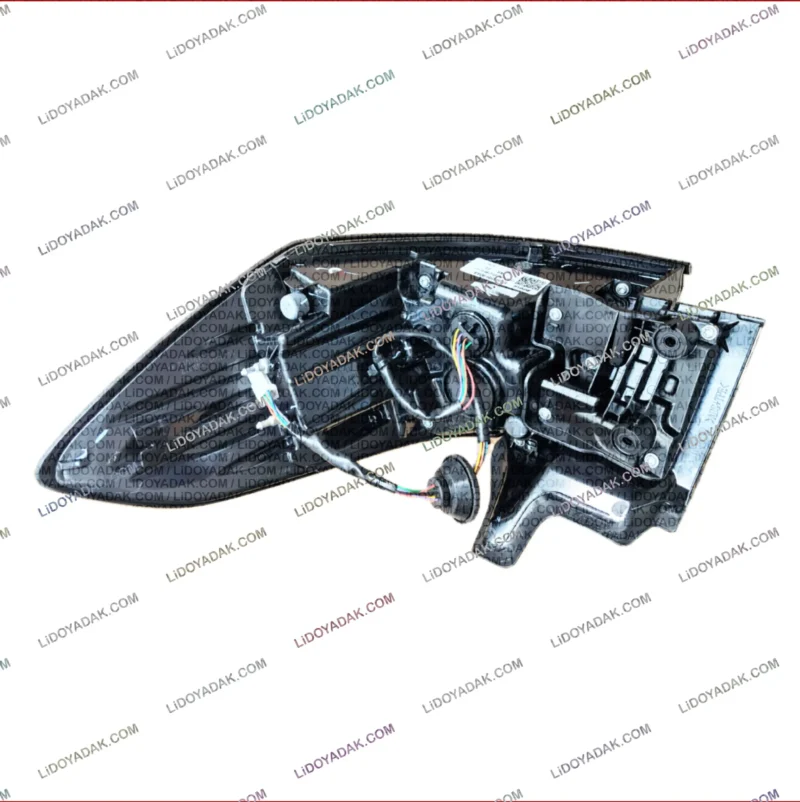 عقب چپ و راست روی گلگیر اصلی شرکتی تیگو ۸ پرومکس با کد فنی 2